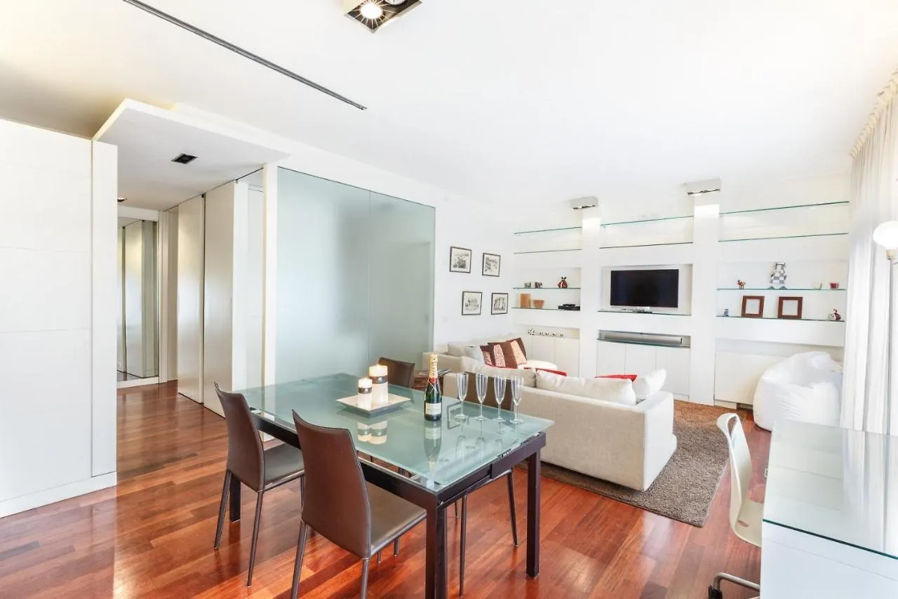 Bright And Cozy Apartment In Isola District - Marco Polo Милан